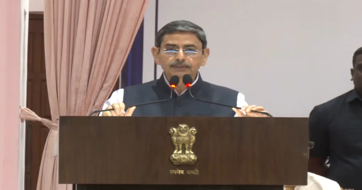 पश्चिम बंगाल के राज्यपाल आरएन रवि ने विश्वविद्यालयों से 14 अगस्त को विभाजन विभीषिका स्मृति दिवस मनाने का आग्रह किया