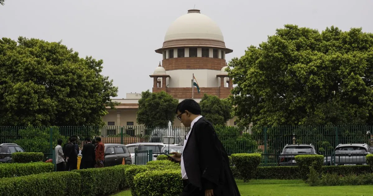 आज की प्रमुख खबरें: बिहार SIR विवाद, स्ट्रे डॉग मुद्दा और अन्य मामले