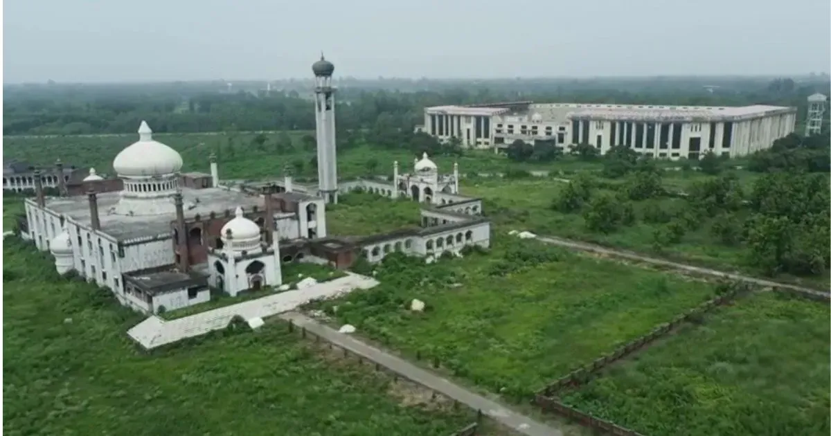 जौहर विश्वविद्यालय को बड़ी राहत, मुरादाबाद आयुक्त ने ध्वस्तीकरण आदेश पर लगाई रोक
