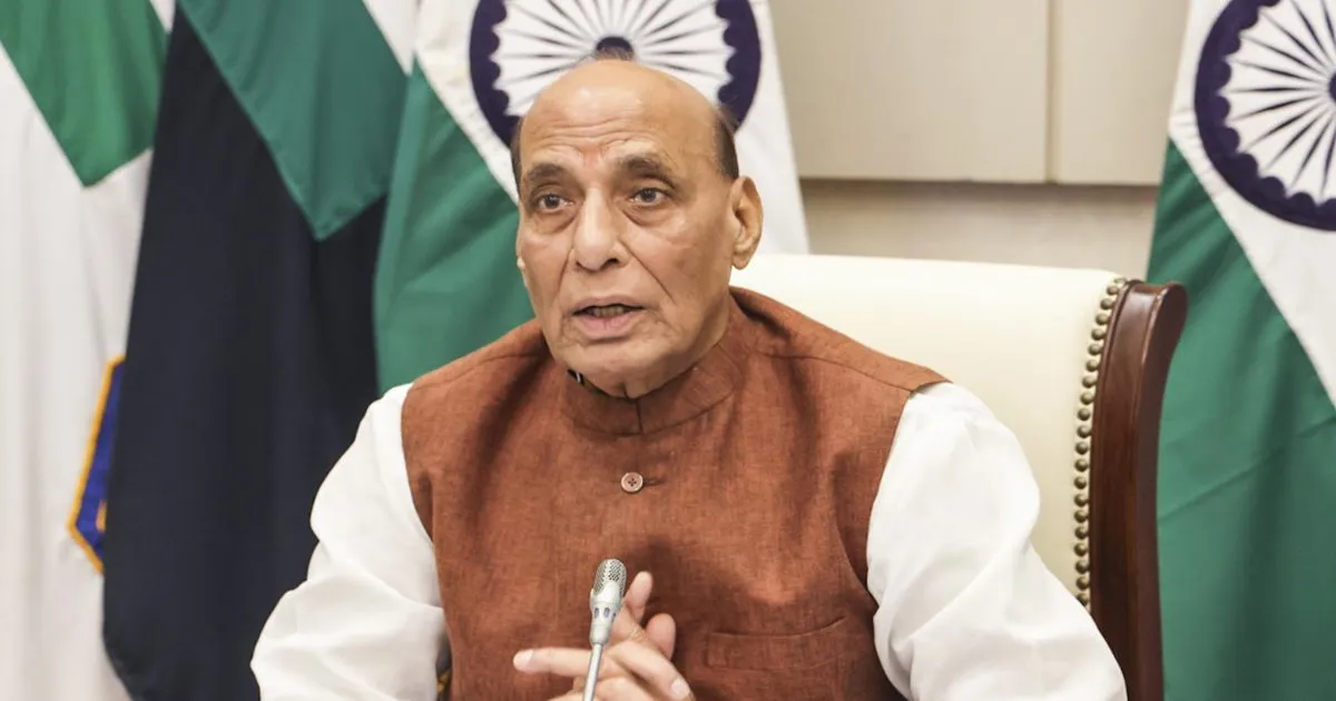 रक्षा मंत्री ने सेवानिवृत्त सैनिकों के लिए वित्तीय सहायता में 100% वृद्धि को मंजूरी दी