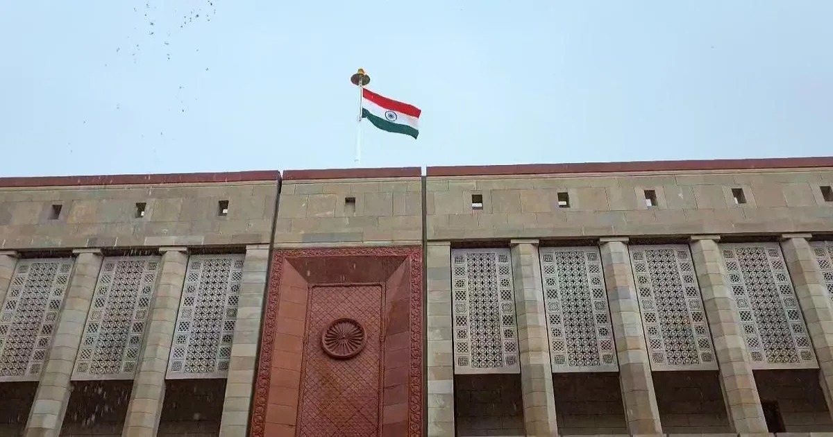 निजी क्षेत्र के लिए सिविल परमाणु क्षेत्र खोलने वाला विधेयक शीतकालीन सत्र में पेश होगा