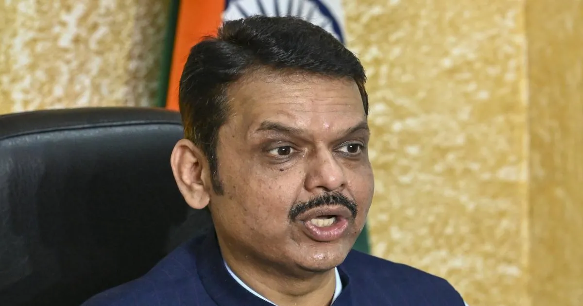 बीड़ हत्या मामले में SIT जांच का आश्वासन: मुख्यमंत्री फडणवीस से पीड़ित परिवार की मुलाकात