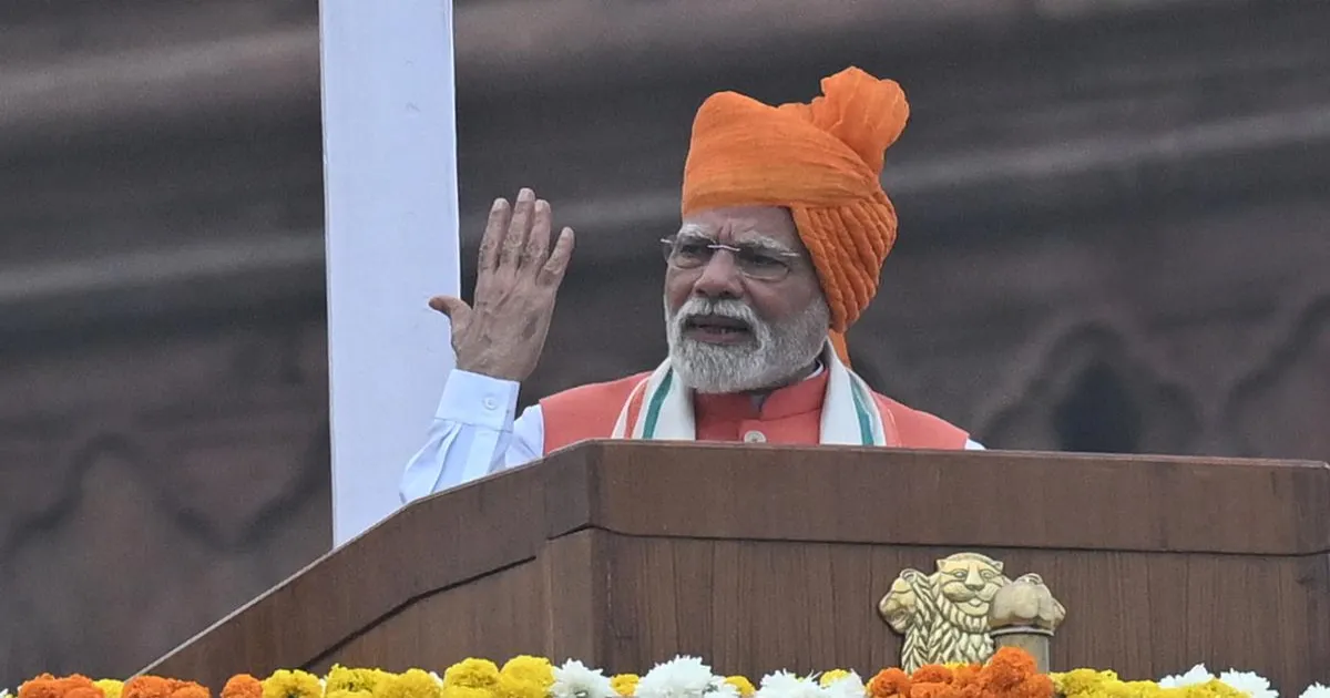 आज की प्रमुख खबरें: पीएम मोदी ने स्वतंत्रता दिवस भाषण में जीएसटी सुधार का समर्थन किया; जनसांख्यिकीय बदलाव की चेतावनी दी और अन्य मुद्दे