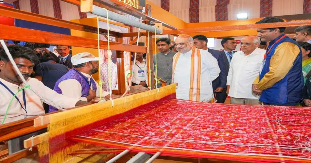 12वें राष्ट्रीय हथकरघा दिवस पर गुजरात की प्राचीन बुनाई परंपराओं को मिली वैश्विक पहचान