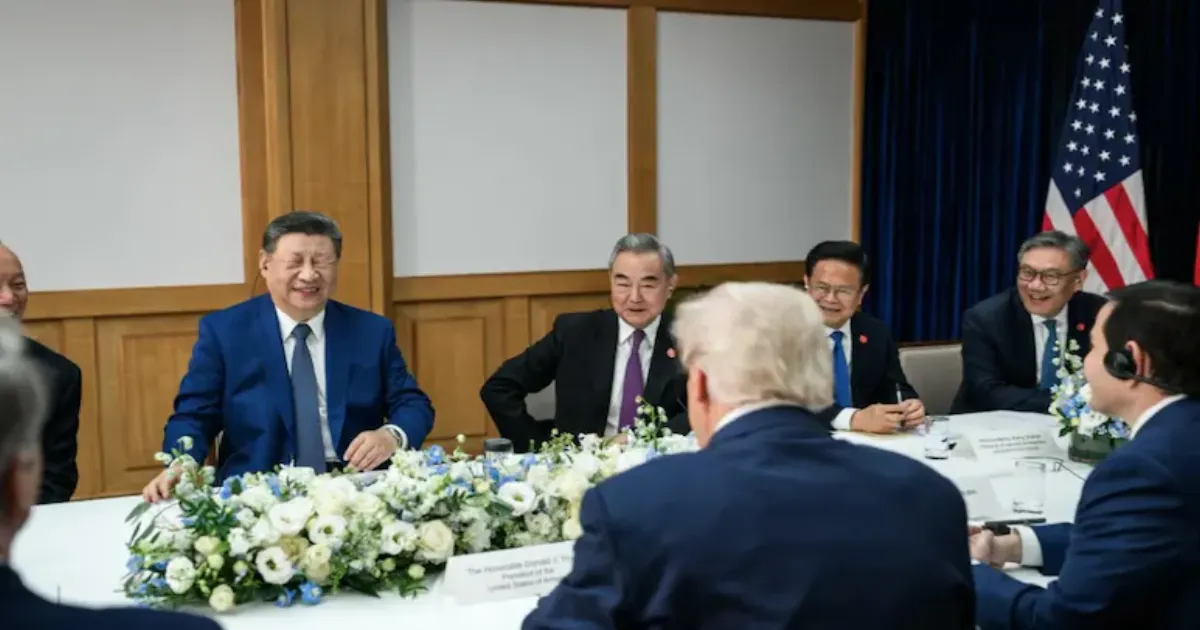 व्हाइट हाउस की तस्वीरों में हंसते हुए शी जिनपिंग चीन में नहीं दिखेंगे