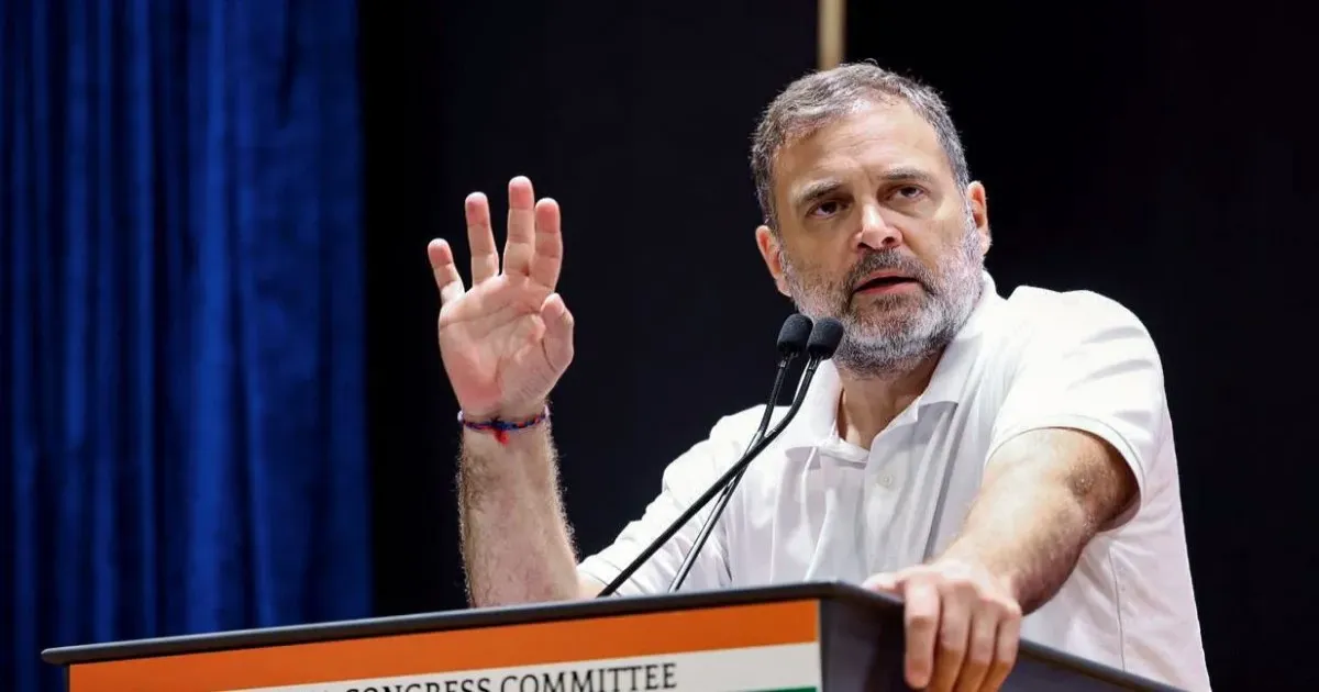 ईंधन कीमतों में बढ़ोतरी पर राहुल गांधी और बीजेपी आमने-सामने, बयानबाज़ी तेज