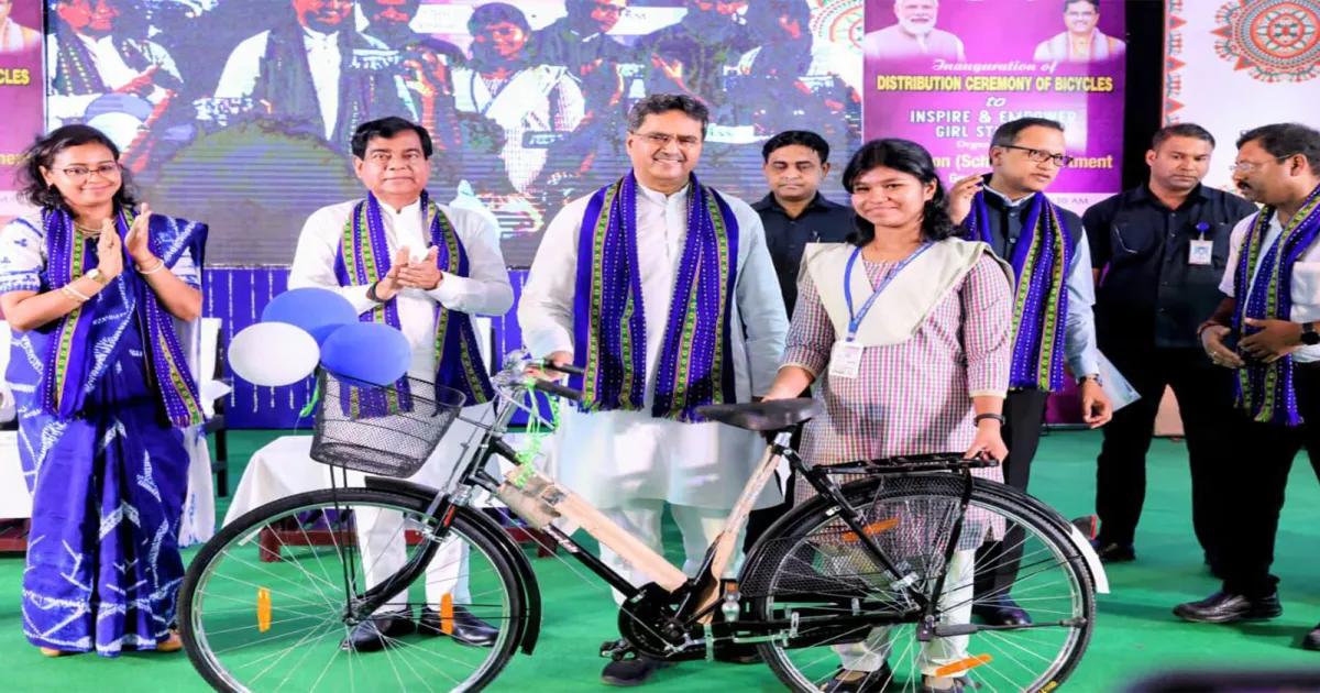 त्रिपुरा सरकार की छात्राओं को सशक्त बनाने की मुहिम तेज: मुख्यमंत्री माणिक साहा