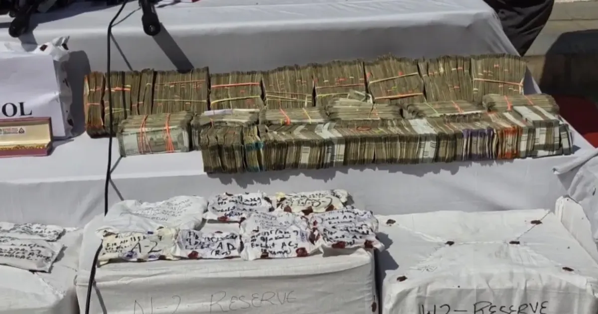 श्रीनगर में ड्रग्स और हथियारों के बड़े नेटवर्क का भंडाफोड़, आठ गिरफ्तार