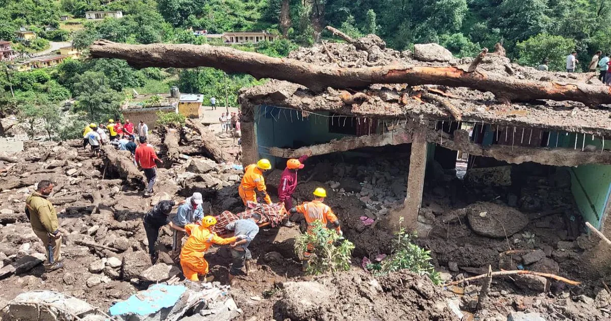 उत्तराखंड: चमोली में बारिश से हाहाकार, दो की मौत, सैकड़ों बेघर