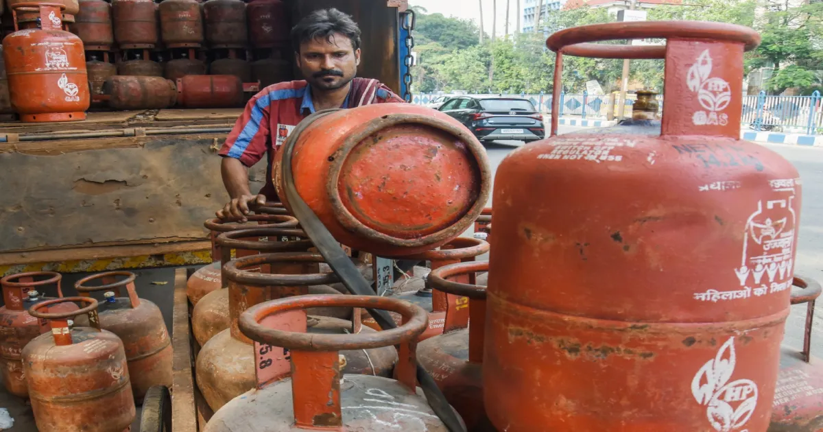 प्रवासी मजदूरों के लिए LPG सुविधा बढ़ाने को दिल्ली सरकार की विशेष पहल