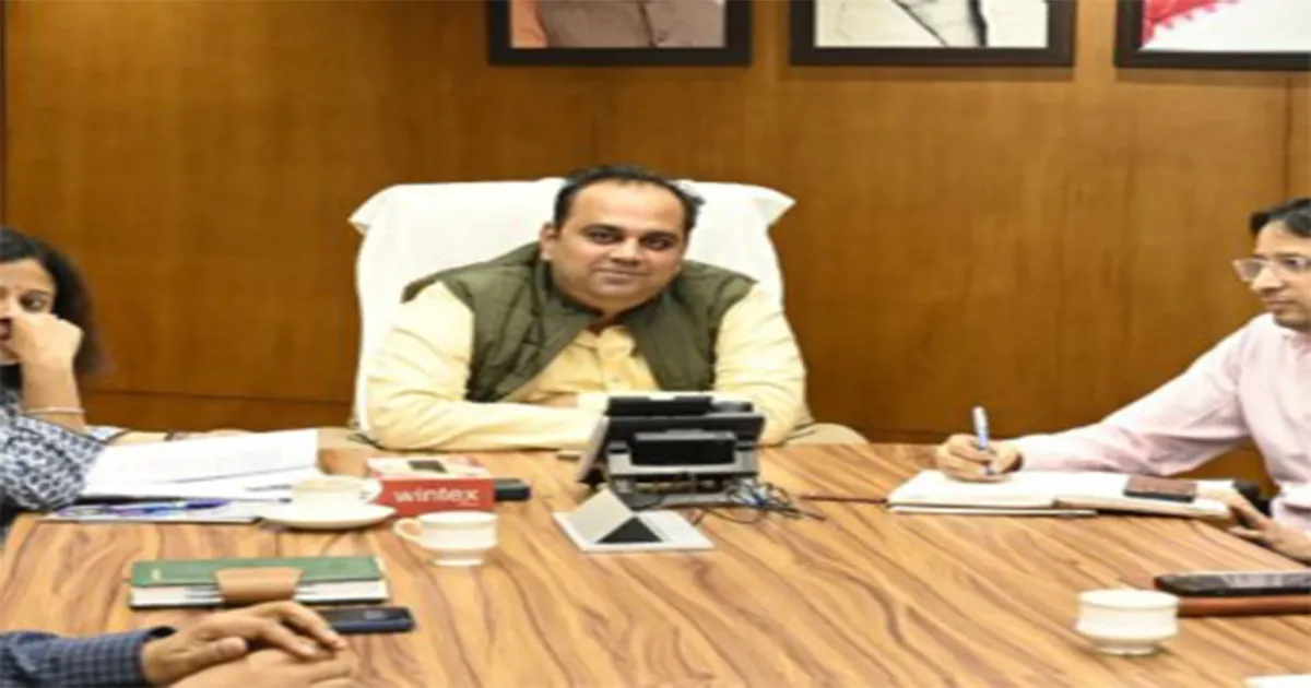 दिल्ली में EV पॉलिसी 2026 पर मंथन, हितधारकों के साथ सरकार की अहम बैठक