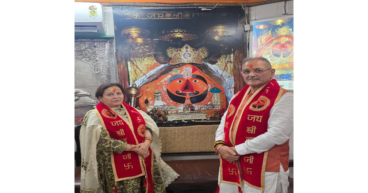 हिमाचल प्रदेश के राज्यपाल ने राजस्थान के सालासर बालाजी धाम में की पूजा, देश की शांति और समृद्धि की कामना
