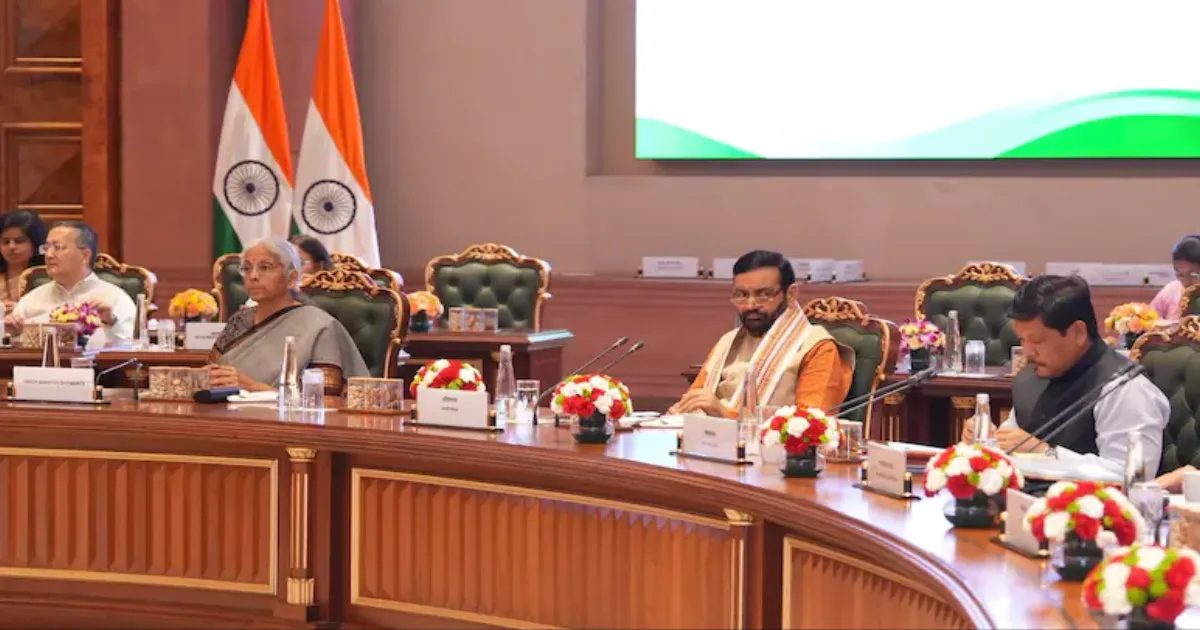 विकसित भारत के लिए वित्तीय रणनीतियों पर केंद्र और राज्यों ने किया मंथन