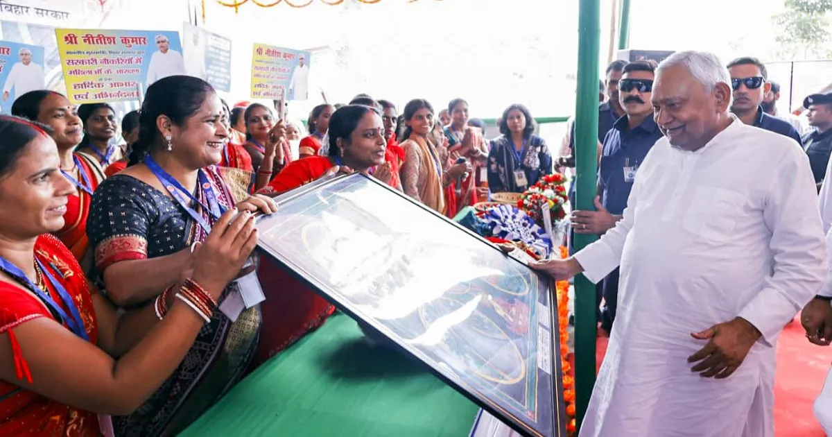 महिला मतों ने निर्णायक भूमिका निभाई, NDA ने समर्थन जुटाने के लिए कसी कमर