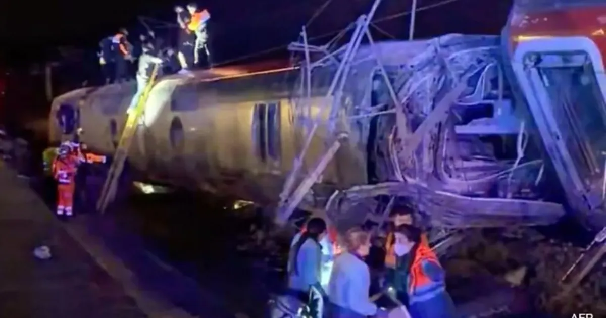 स्पेन में बेहद रहस्यमयी हादसा: दो हाई-स्पीड ट्रेनों की टक्कर, 21 की मौत, 70 से अधिक घायल