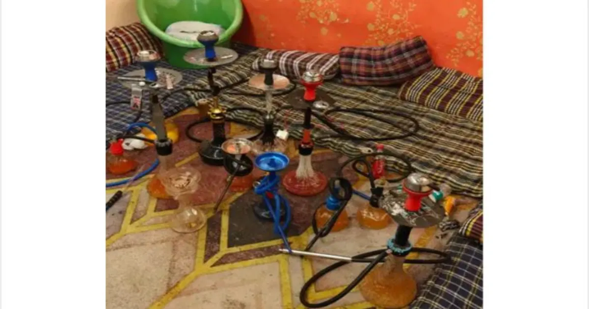 हैदराबाद में हुक्का सेंटर पर पुलिस छापा, वटेपाली से 10 लोग हिरासत में