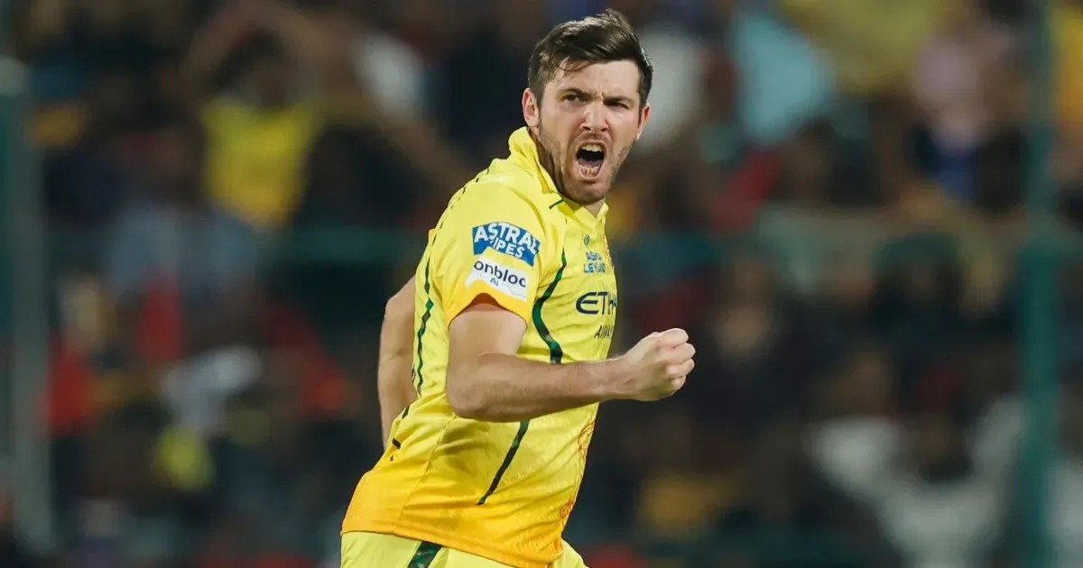 IPL 2026 में चेन्नई सुपर किंग्स को बड़ा झटका, जेमी ओवरटन चोटिल होकर स्वदेश लौटे