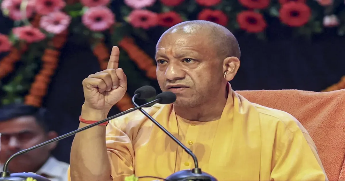 राम मंदिर दान विवाद के बीच आज अयोध्या पहुंचेंगे योगी आदित्यनाथ, चंपत राय को कार्यक्रमों से दूर रहने की चर्चा