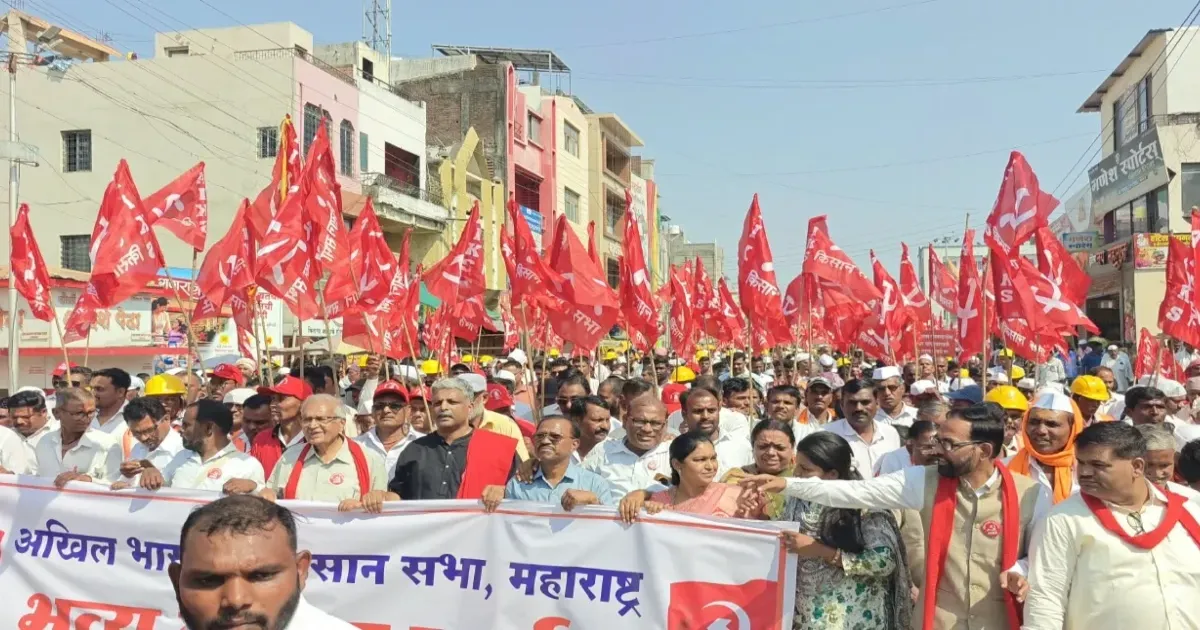 महाराष्ट्र में 12 हजार से अधिक किसानों का मुंबई कूच, कर्जमाफी और सूखा राहत की मांग