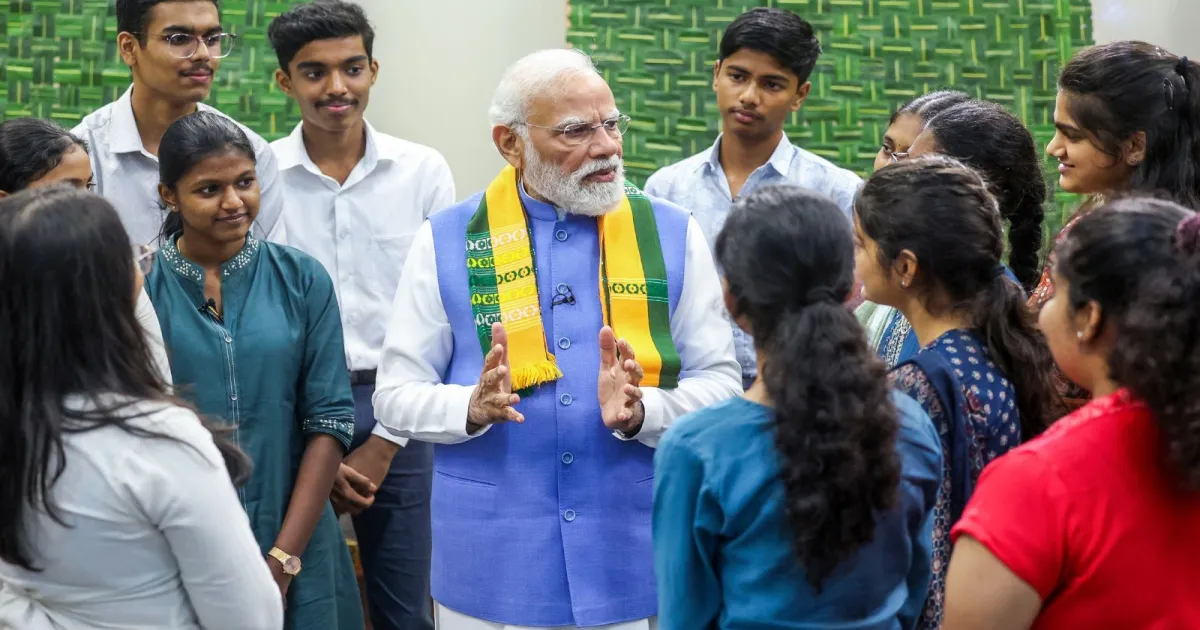 प्रधानमंत्री मोदी ने परीक्षा पर चर्चा में कहा: नेतृत्व केवल चुनाव लड़ना नहीं, लोगों को समझना है