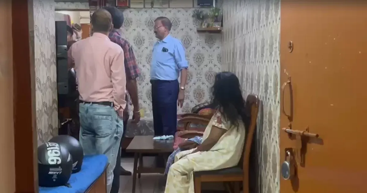 जमशेदपुर में जनगणना कर्मी बनकर घर में घुसे बदमाश, महिला को बंधक बनाकर लूटे जेवर