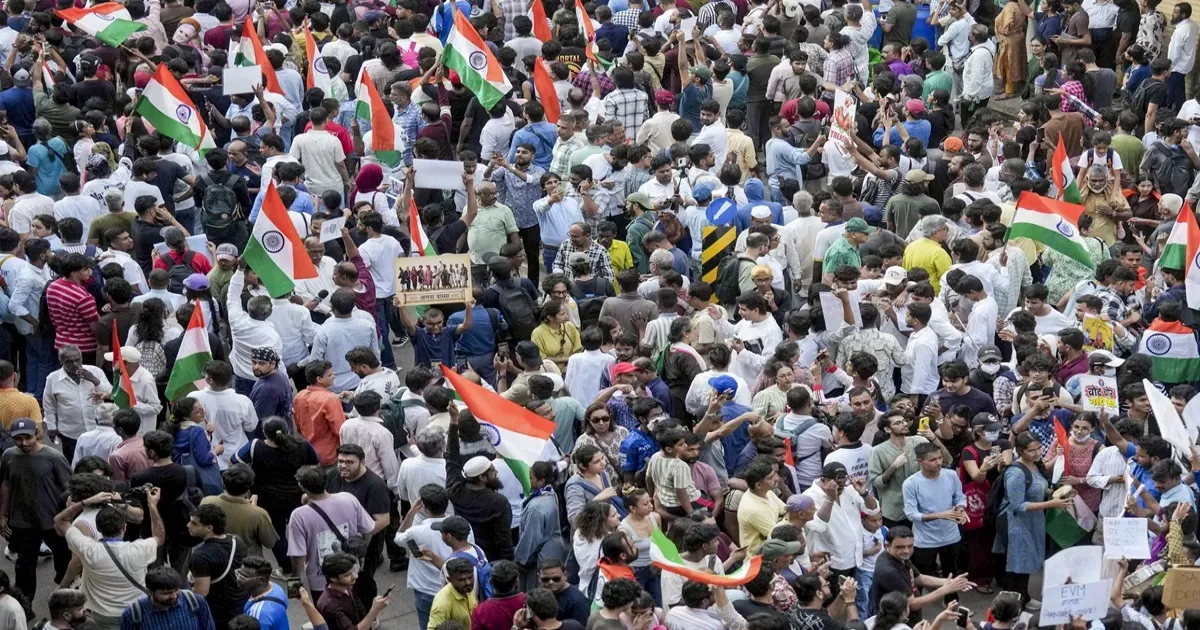 मुंबई के शिवाजी पार्क में प्रदर्शन के दौरान 75 वर्षीय बुजुर्ग की मौत, सीने में दर्द के बाद आया हार्ट अटैक