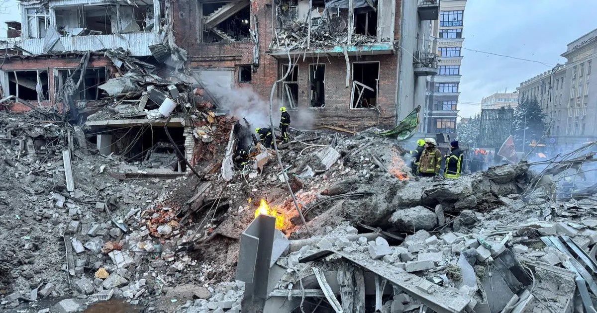 होटल हमले को लेकर आरोप-प्रत्यारोप: यूक्रेन ने नागरिकों को निशाना बनाने से किया इनकार