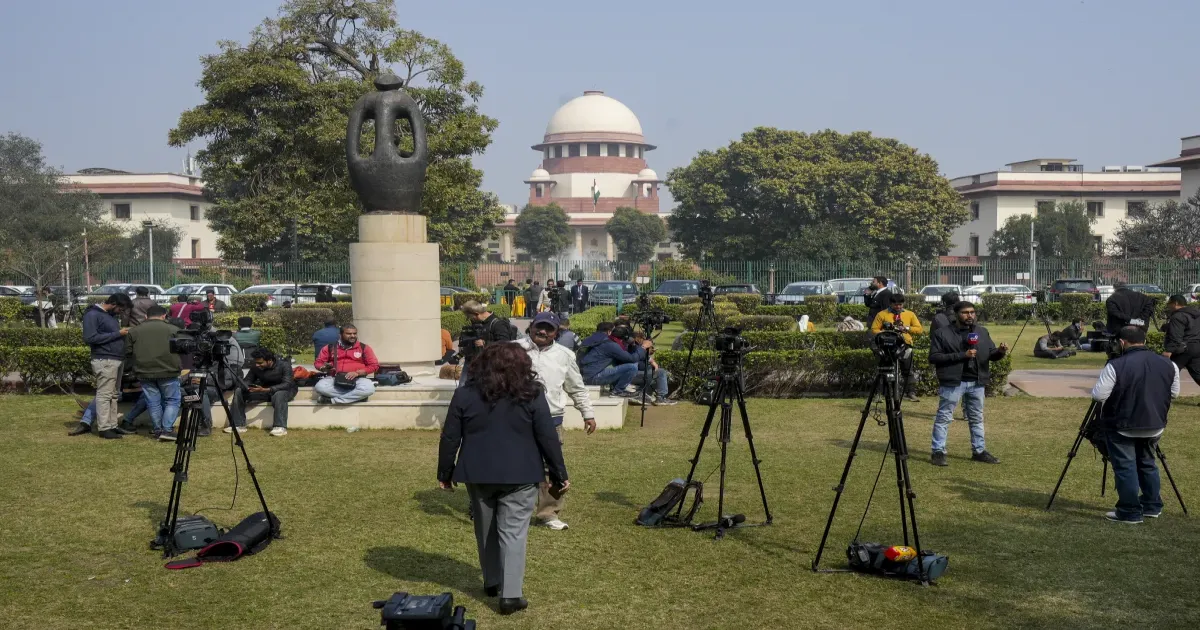 मतदान केंद्रों पर बायोमेट्रिक सिस्टम लागू करने की मांग पर सुप्रीम कोर्ट का नोटिस