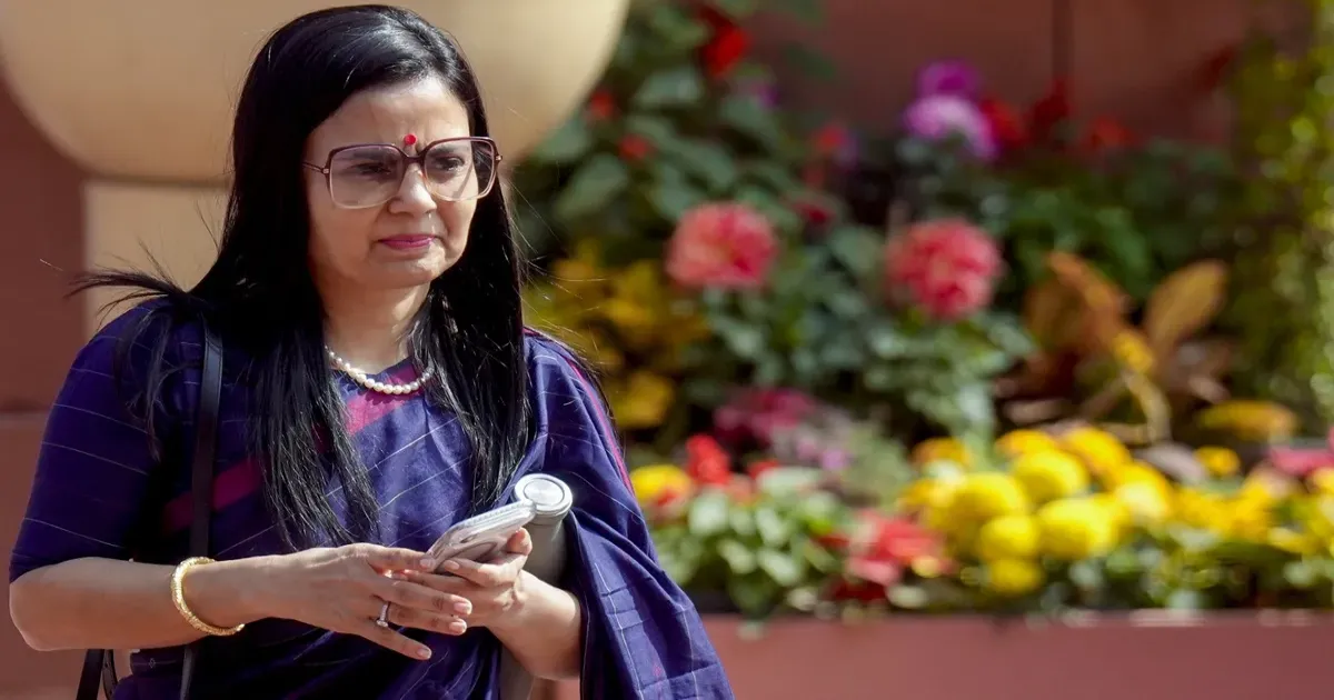 महुआ मोइत्रा का हमला: टीएमसी में जो हो रहा है, वह हास्यास्पद राजनीतिक नाटक
