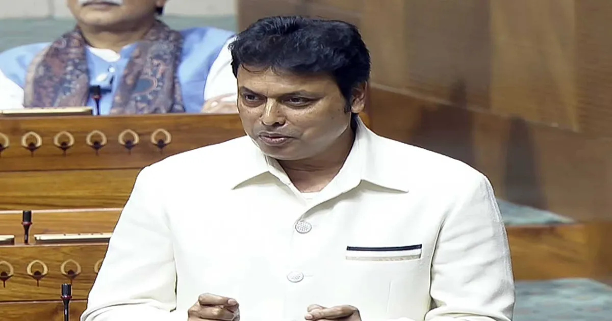 त्रिपुरा के सांसद ने पीएमजीएसवाई-IV के तहत 56 ग्रामीण सड़क परियोजनाओं के लिए ₹96.73 करोड़ स्वीकृत होने पर प्रधानमंत्री मोदी का आभार जताया