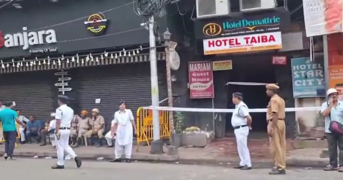 कोलकाता के मिर्जा गालिब स्ट्रीट के होटल में भीषण आग, 9 बांग्लादेशी नागरिकों की मौत