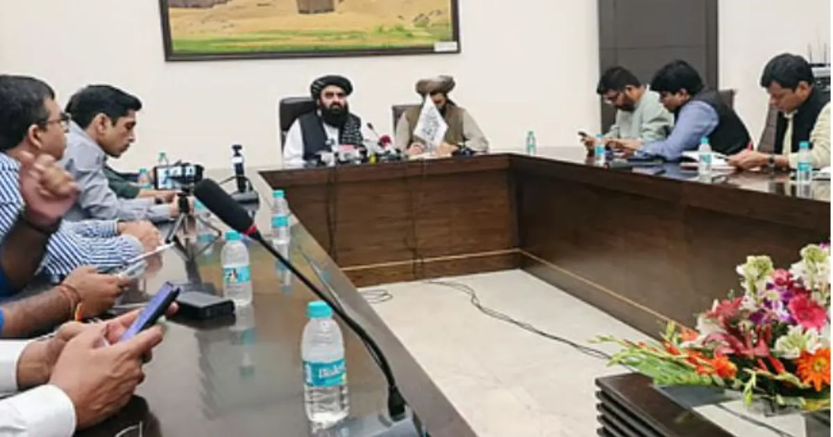 विपक्ष के विरोध के बीच केंद्र का बयान: महिला पत्रकारों को प्रेस वार्ता से बाहर रखने का निर्णय अफगान सरकार का था