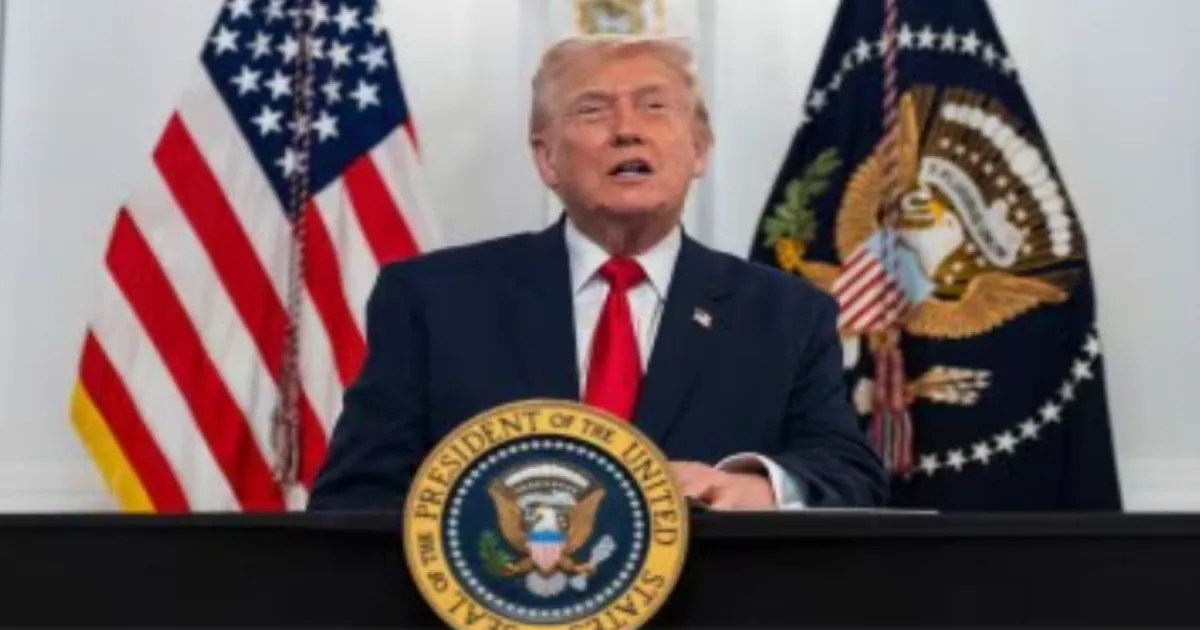 एआई नियमों पर ट्रंप का बड़ा कदम: राज्यों की शक्तियां सीमित करने वाले आदेश पर विवाद