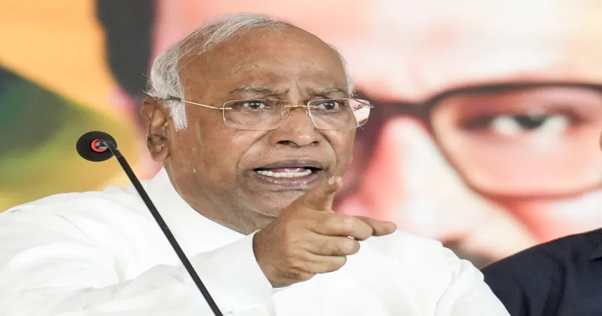 केरल का नया मुख्यमंत्री कौन? कांग्रेस नेतृत्व ने अंतिम फैसले से पहले शुरू की व्यापक चर्चा