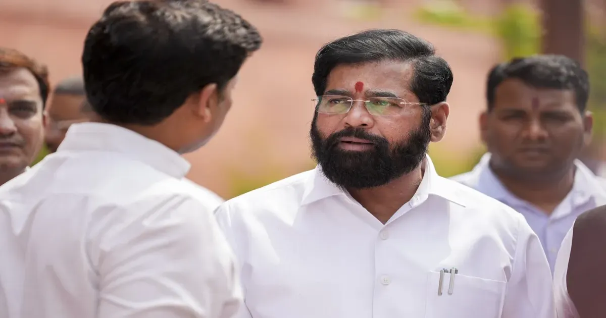 महाराष्ट्र के उपमुख्यमंत्री एकनाथ शिंदे ठाणे के अस्पताल में भर्ती, डॉक्टरों की निगरानी में स्वास्थ्य स्थिर