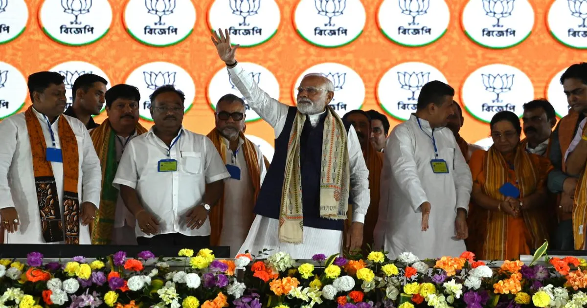 घुसपैठ से पश्चिम बंगाल की जनसांख्यिकी बदल रही, संसाधनों पर दबाव: प्रधानमंत्री मोदी