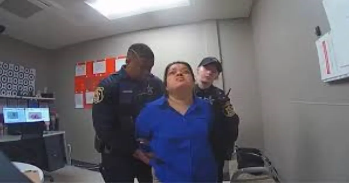 us-visa-warning-after-indian-woman-caught-shoplifting