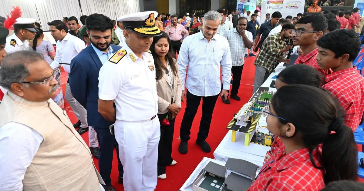 श्री प्रकाश विद्यालय के छात्रों ने वार्षिक उत्सव अरोमा में दिखाई प्रतिभा की खुशबू