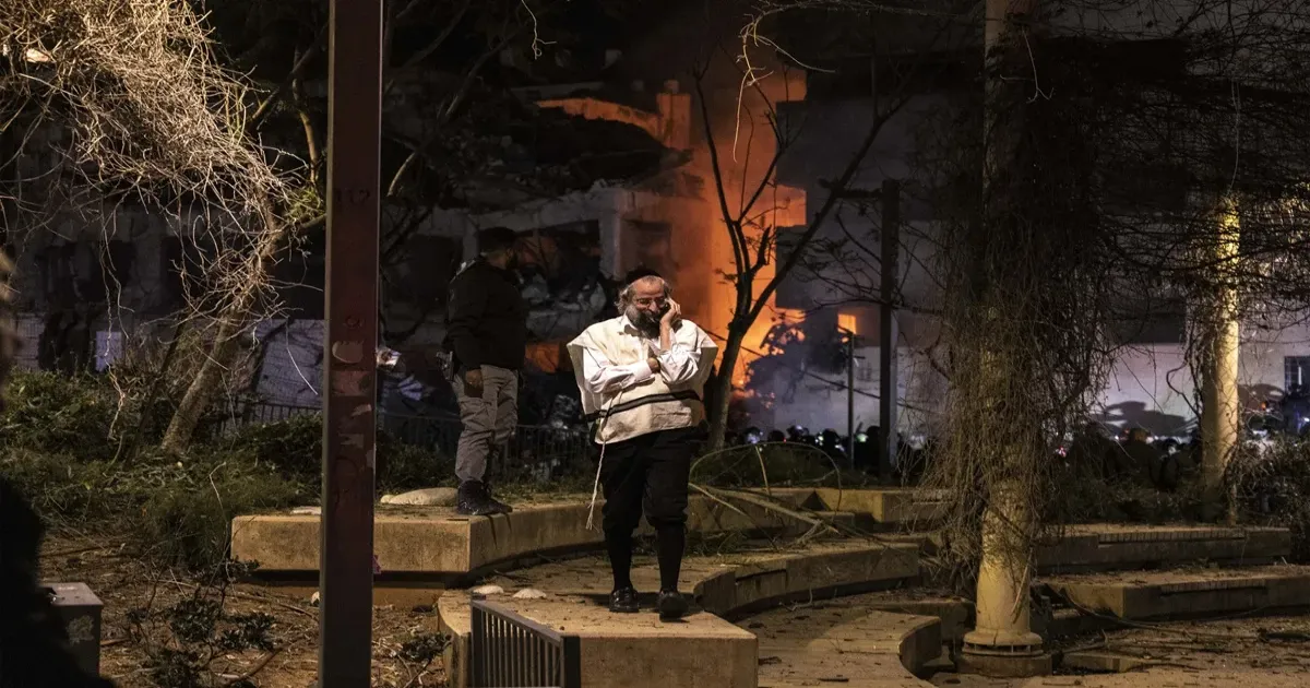 ईरान के रिवोल्यूशनरी गार्ड ने खामेनेई की मौत के बाद अब तक का सबसे तीव्र आक्रामक ऑपरेशन करने की धमकी दी