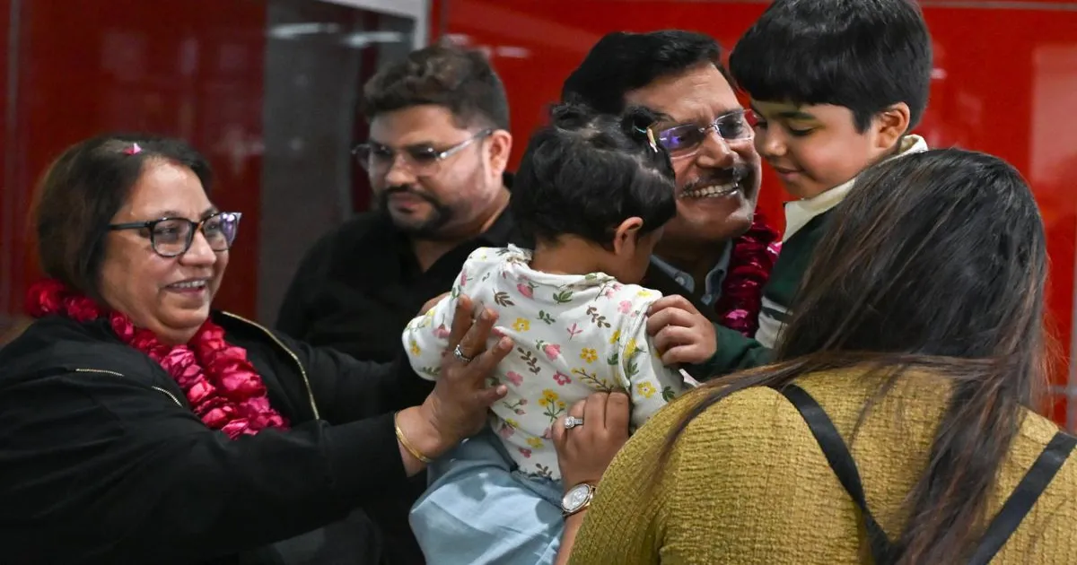 अमेरिका-इज़राइल के ईरान पर हमले का असर, पश्चिम एशिया में काम कर रहे लाखों भारतीय मजदूरों पर खतरा