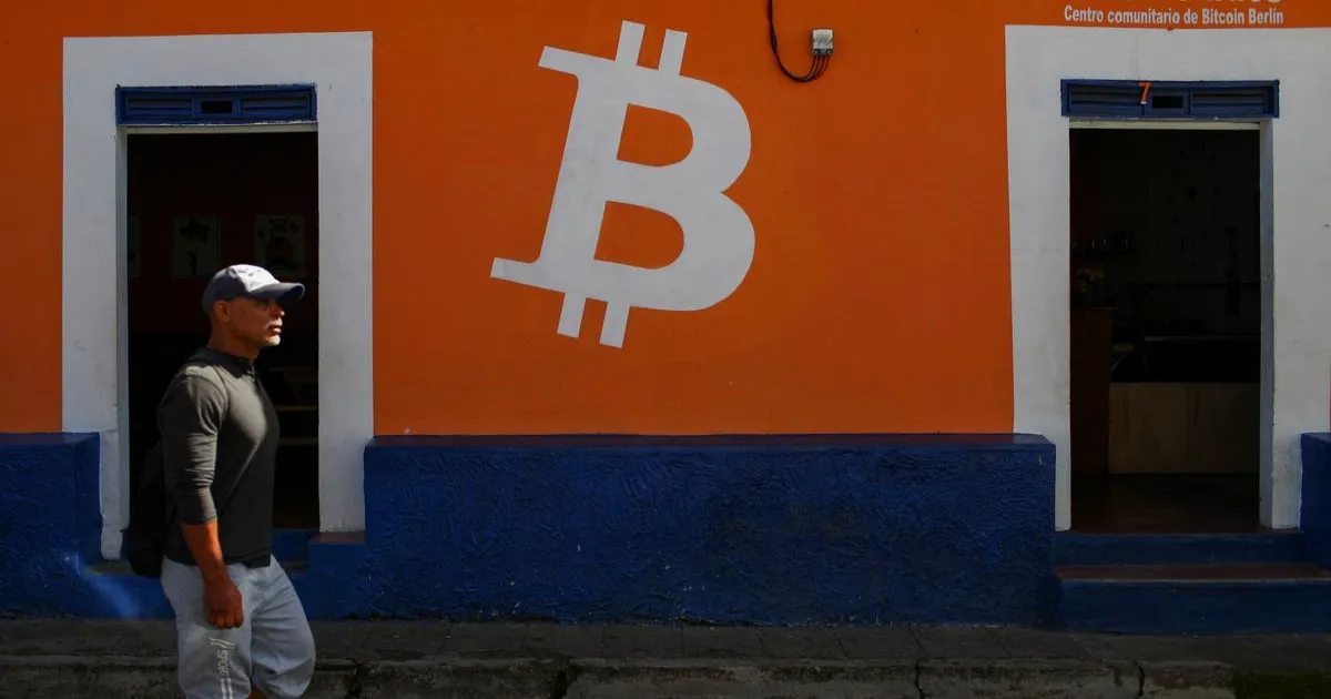 bitcoin-hits-record-high-124000