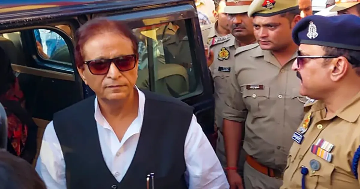 आजम खान के जौहर यूनिवर्सिटी मामले में ईडी की छापेमारी, दिल्ली-यूपी में 10 ठिकानों पर तलाशी