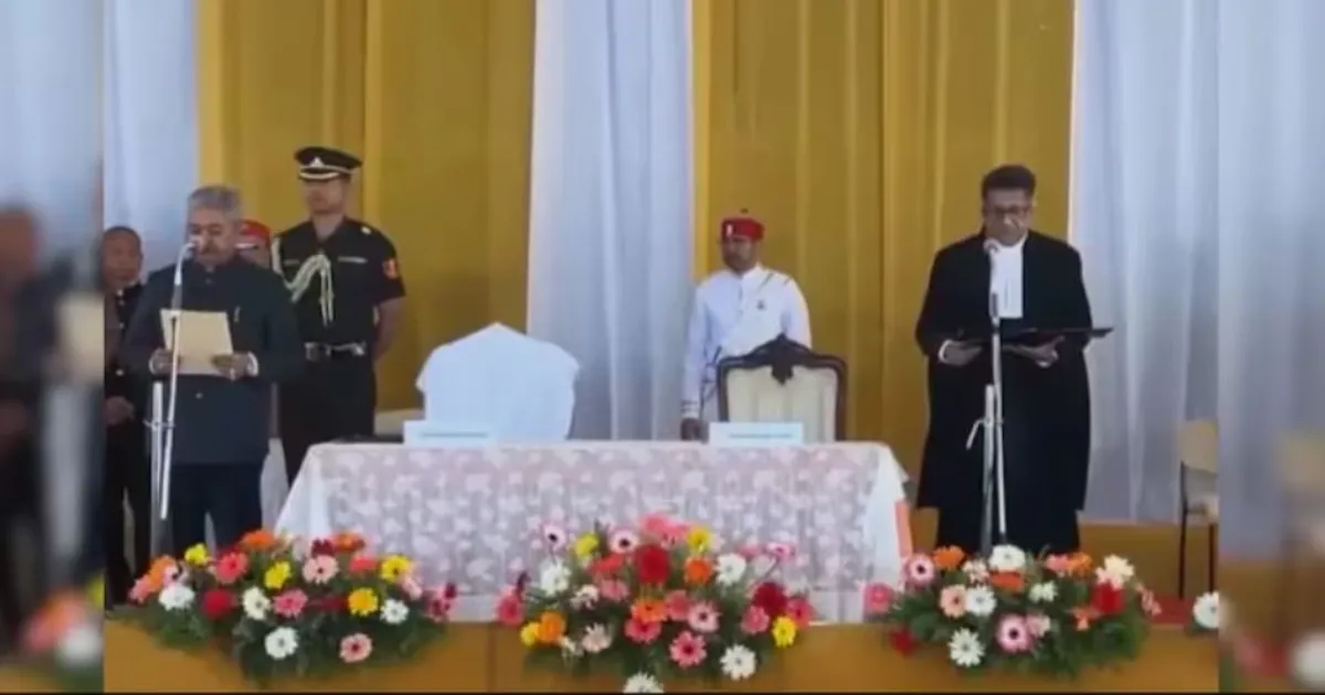 दुष्यंत कुमार गौतम ने ली सिक्किम के राज्यपाल पद की शपथ, विवाद के बीच हुआ शपथ ग्रहण