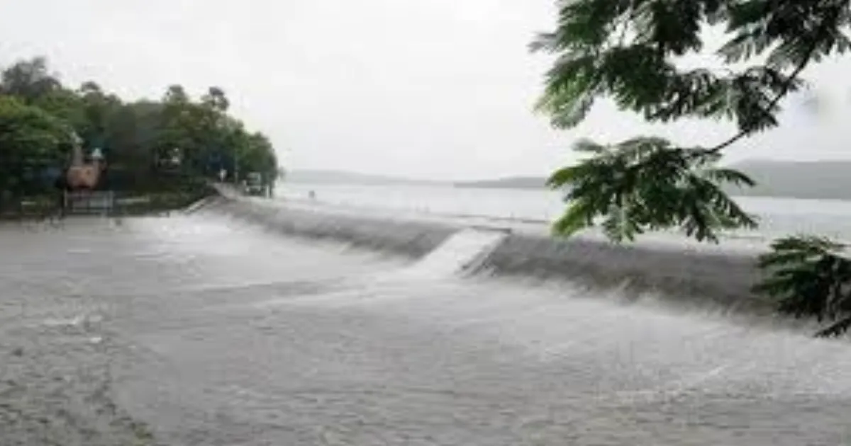 मुंबई में झमाझम बारिश से झीलों में पानी का स्तर 80% के पार, जल संकट टला