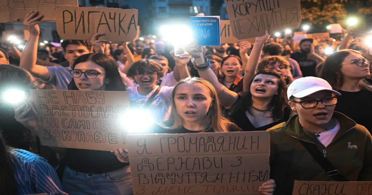 zelenskyy-promises-new-anti-corruption-bill-amid-ukrain