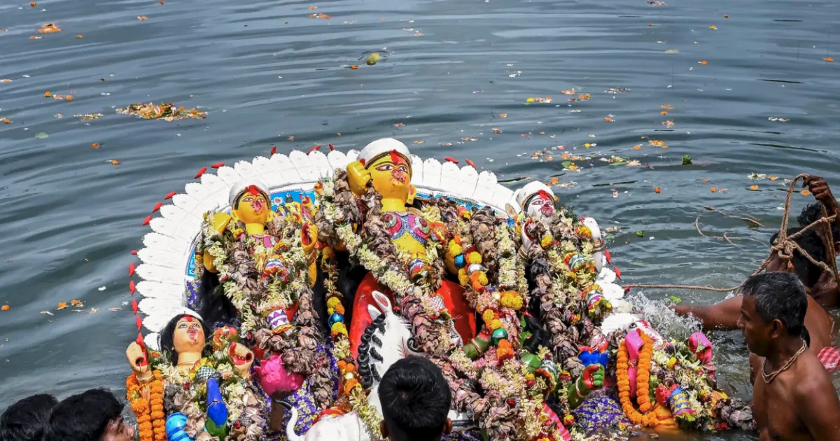 vijaya-dashami-bengal-celebrations