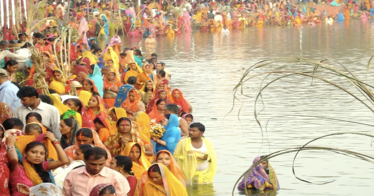 दिल्ली सरकार बनाएगी यमुना किनारे 17 मॉडल छठ घाट, श्रद्धालुओं पर दर्ज सभी मामले होंगे वापस